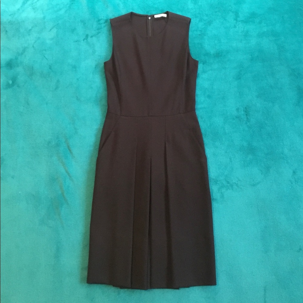 Sleeveless Dress